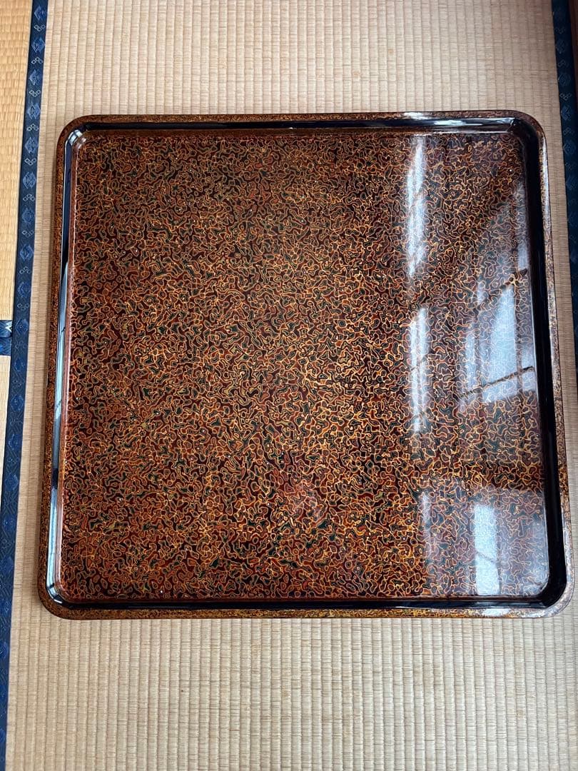 漆器の四角い大型盆76x76cm(総推朱)
