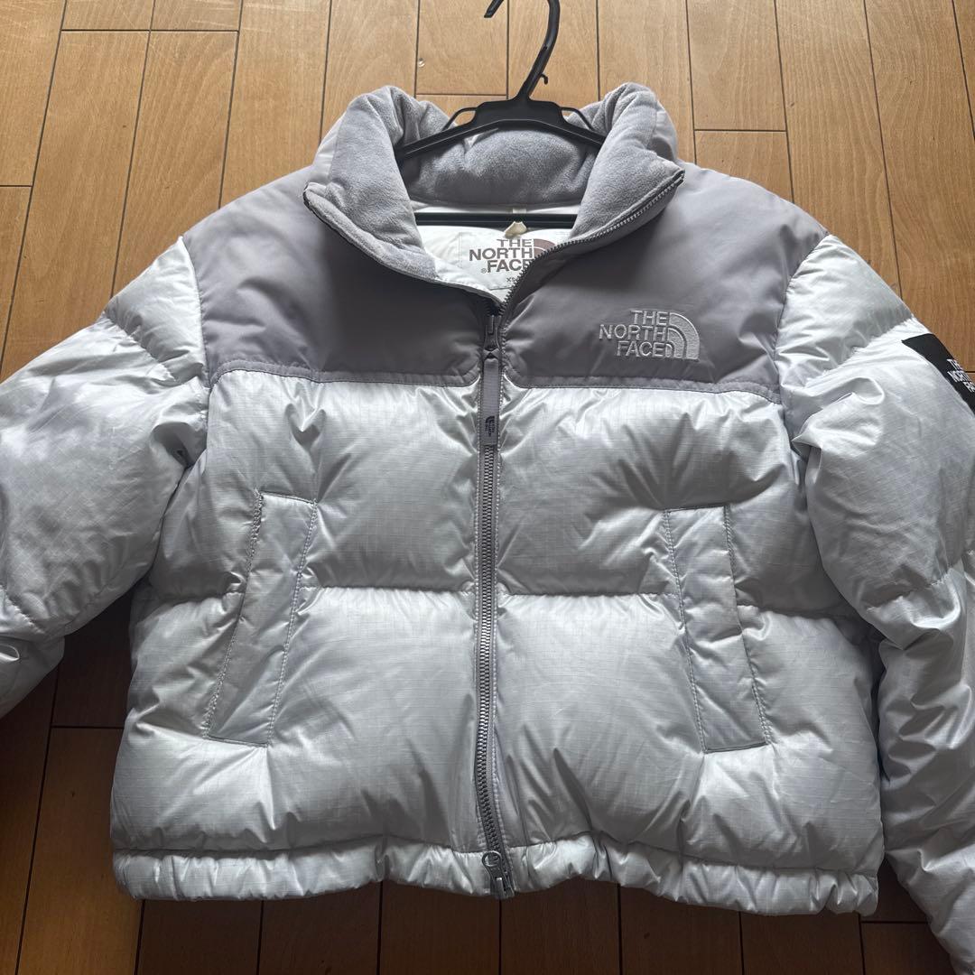 ノースフェイス　韓国　ダウン　レディース　xs