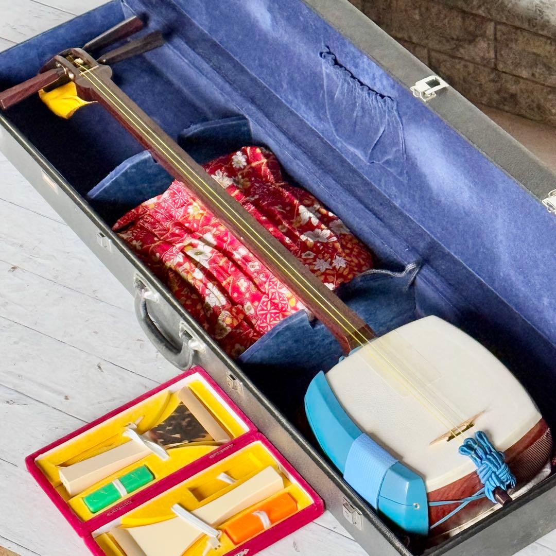 中棹三本継 高級三味線 東さわり・鼈甲撥・ハードケース付き