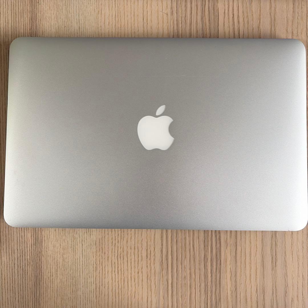 MacBook Air 11インチ Early 2015（4GB/128GB）