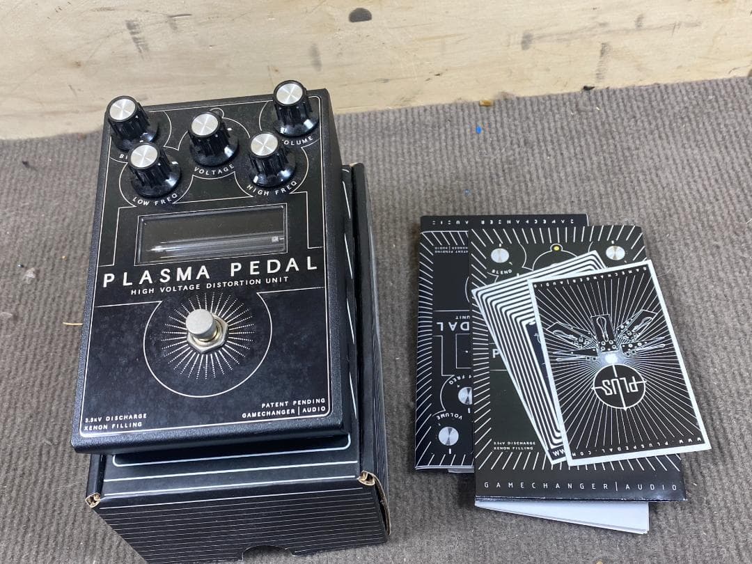 612 Gamechanger audio Plasma Pedal ファズ