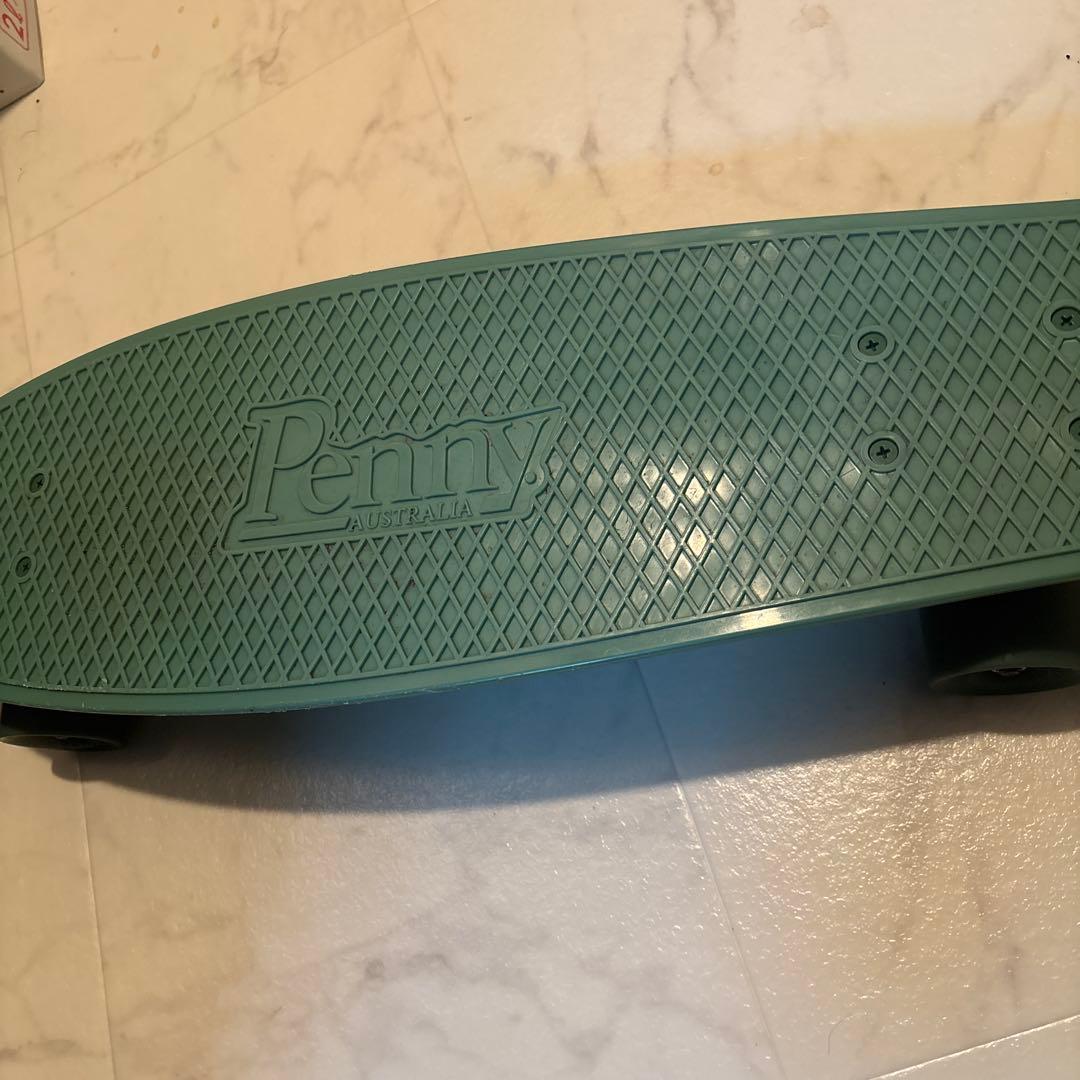 penny グリーン　27インチ