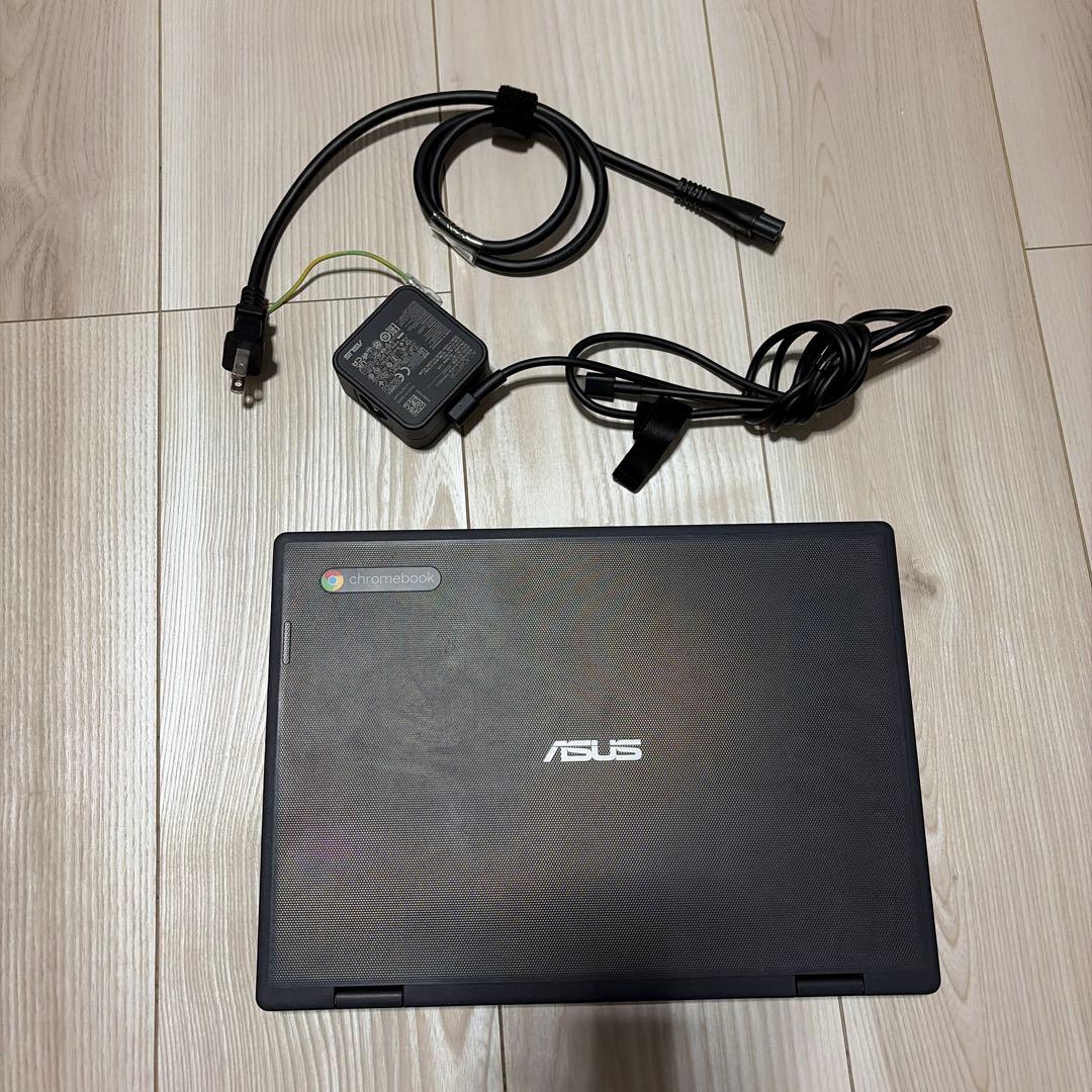 ASUS Chromebook HDMIポート搭載