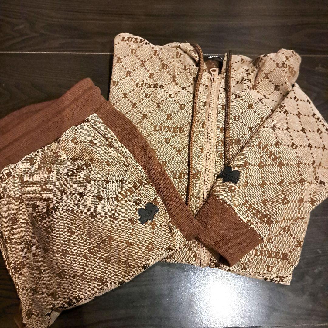 美品☆LUXE/Rラグジュセットアップ・モノグラム
