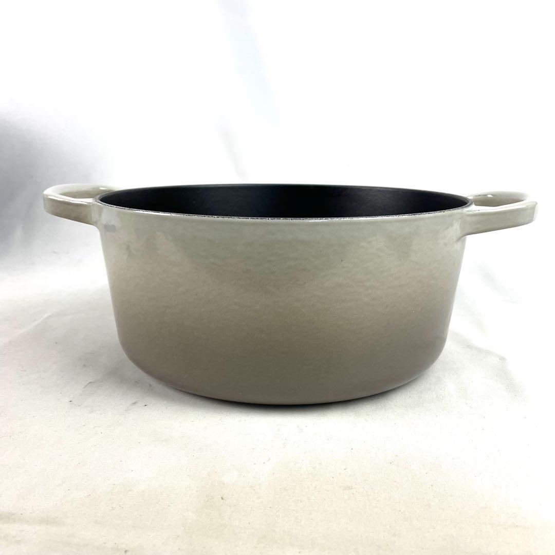 ル・クルーゼ 両手鍋 ココットロンド 22 3.3L 金 ゴールド つまみ