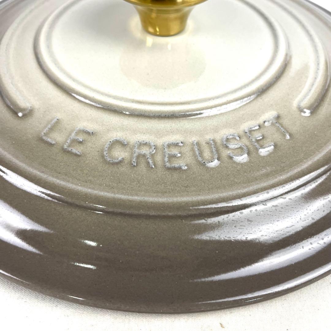 ル・クルーゼ 両手鍋 ココットロンド 22 3.3L 金 ゴールド つまみ