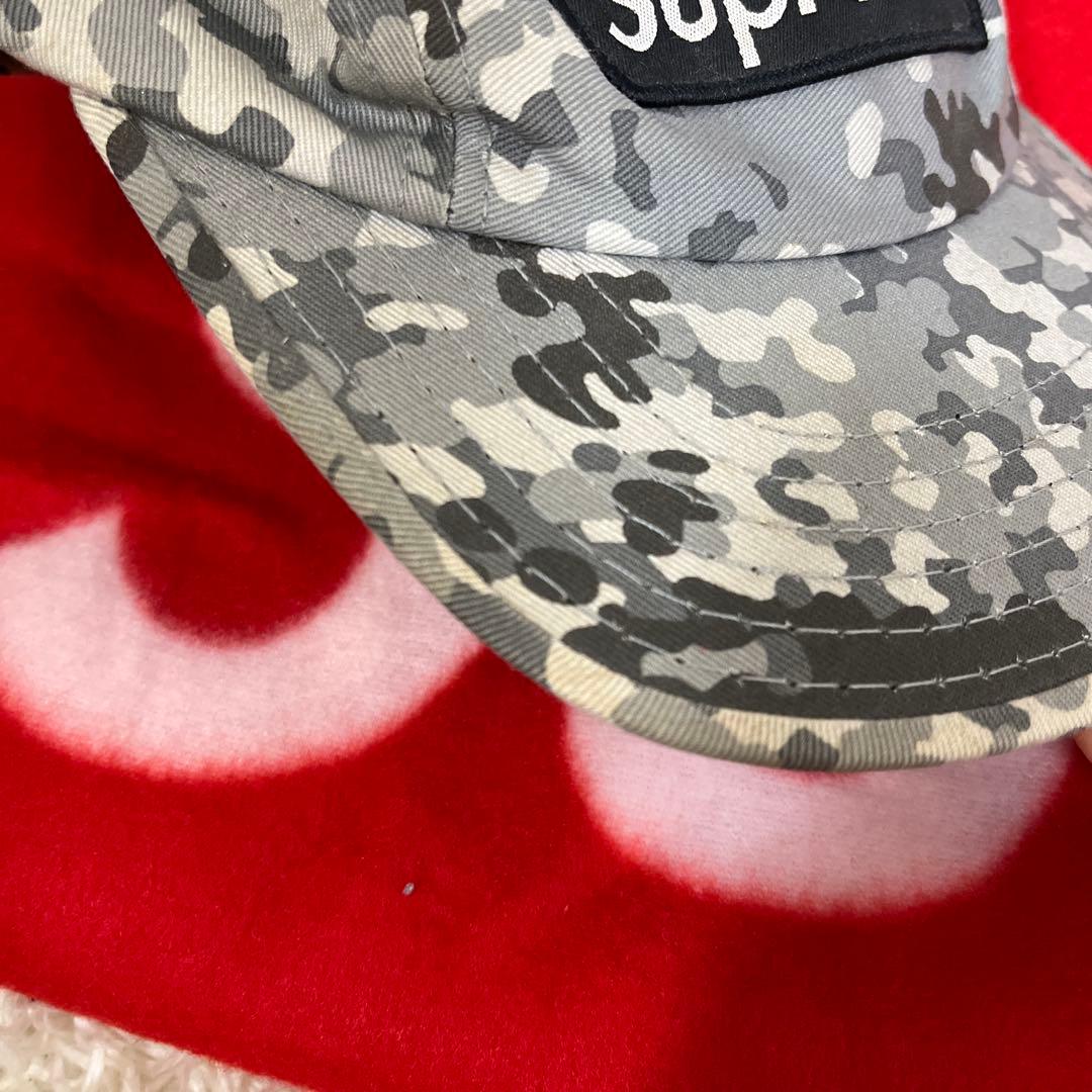 Supreme 迷彩キャップ ロゴ グレー デジカモ フリース膝掛け付き