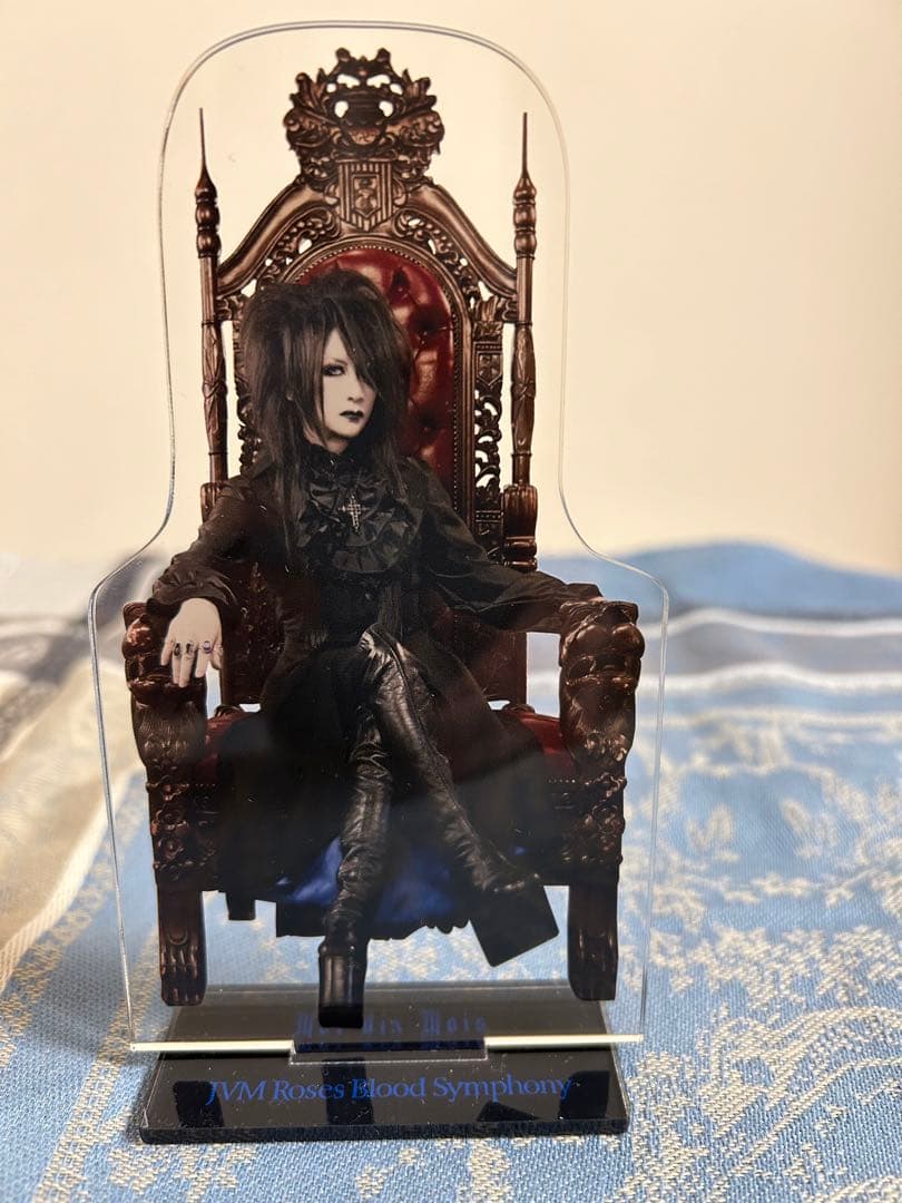 Mana様 アクリルスタンド Moi dix Mois JVM - メルカリ