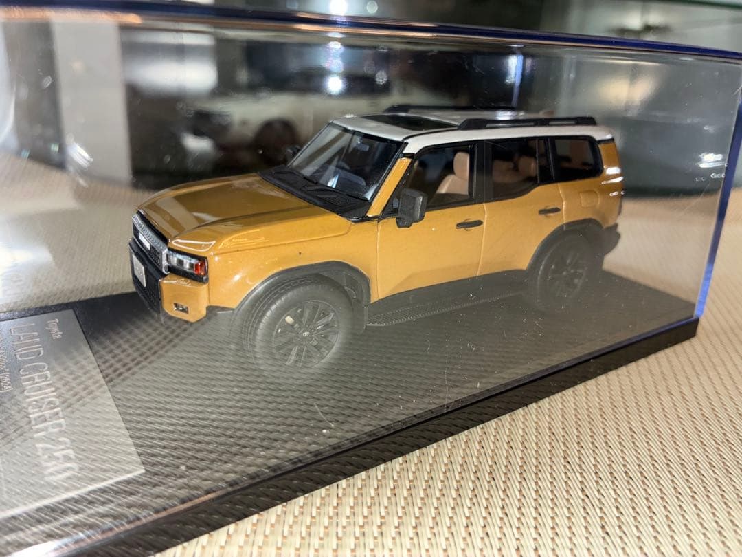 ハイストーリー 1/43 ランドクルーザー250ZX(サンド/ライトグレー)