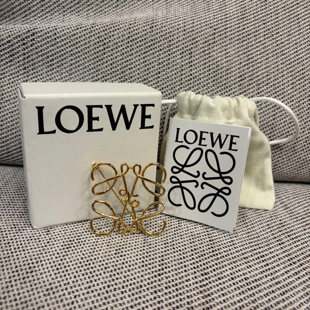 [美品！だけど訳あり！]LOEWE ロエベ　ブローチ LOEWE（ロエベ） 【LaGアウトレット】LOEWE ブローチ Multi Color