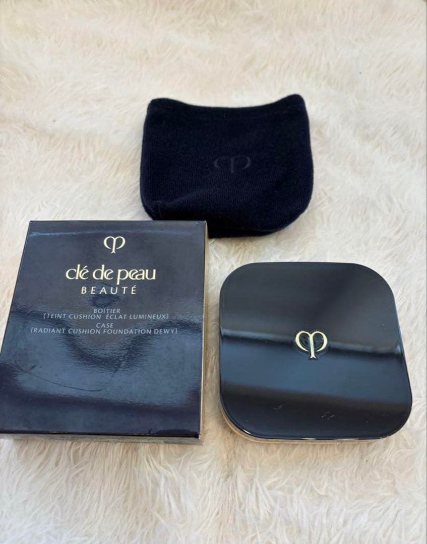 クレドポーボーテ タンクッション　ルミヌ オークル10