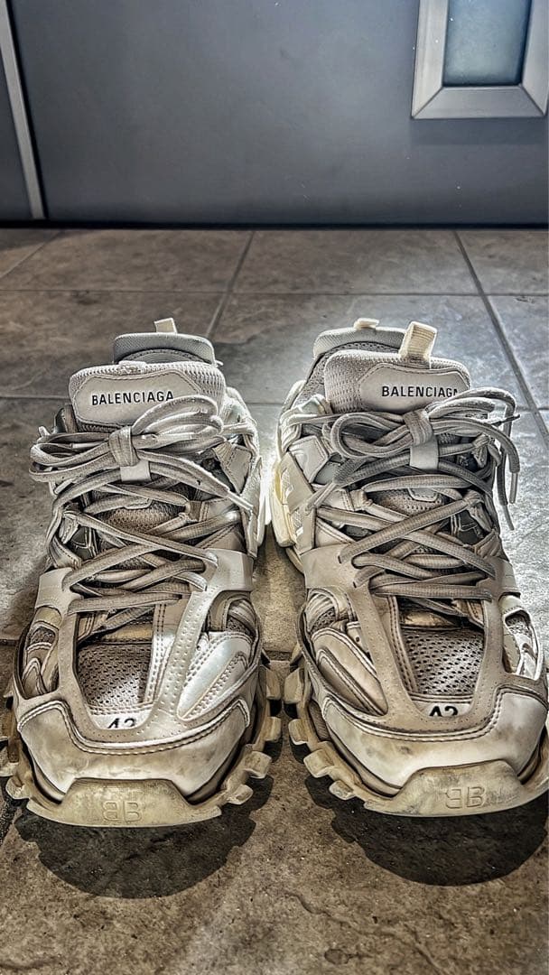 バレンシアガ　コキンちゃん コキンちゃんのチョコはレアらしい🤔 ・ ・ #るかちゃん #コキンちゃん