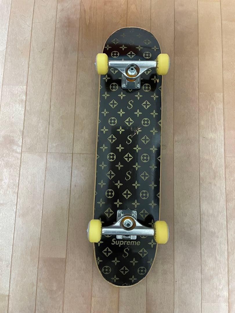 2*1様 Supreme シュプリーム　ヴィトン　ルイヴィトン　スケボー　デッキ