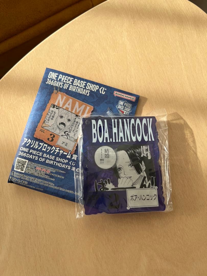 ONE PIECE BASE SHOP くじ アクリルブロック ボア・ハンコッ
