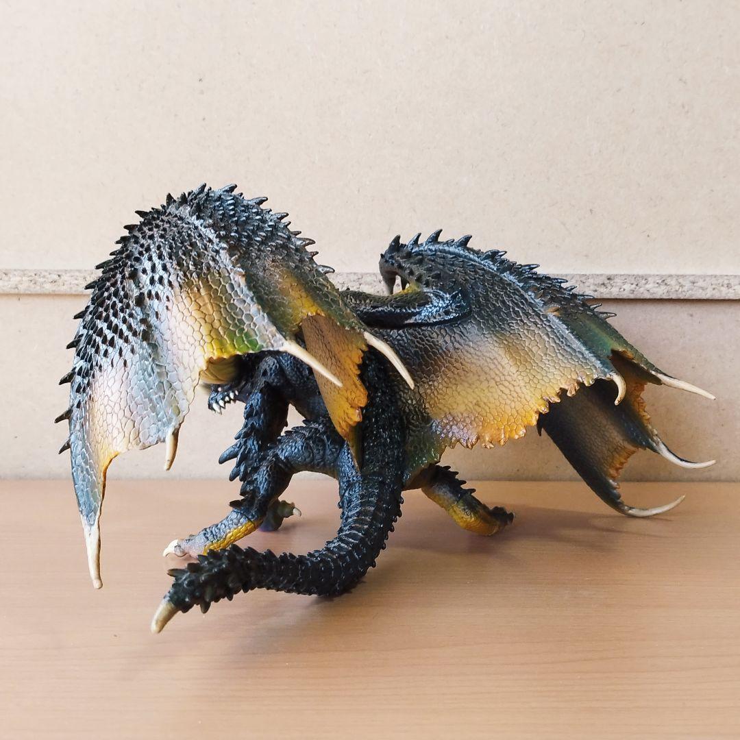 ネルギガンテ 一番くじ モンスターハンター：ワールド A賞 - メルカリ