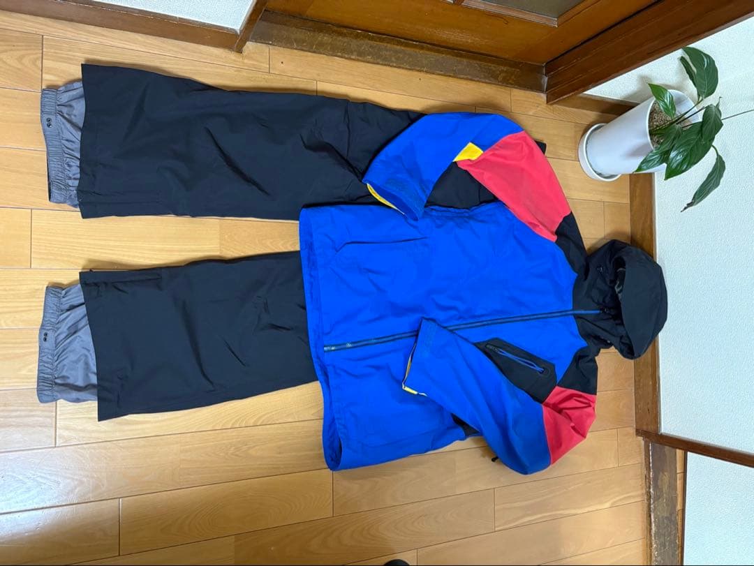 バートンak スノーボードウェア　セットアップ Mサイズ　ホームクリーニング済