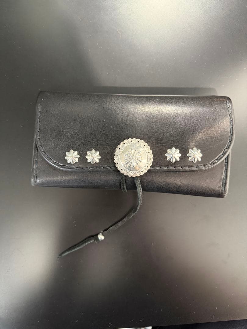 goro's ゴローズ 三つ折り長財布(黒) svコンチョ小　アポロコンチョ