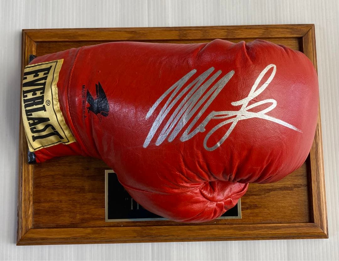 激レア エバーラスト マイク・タイソン 直筆サイン入りグローブ 証明書