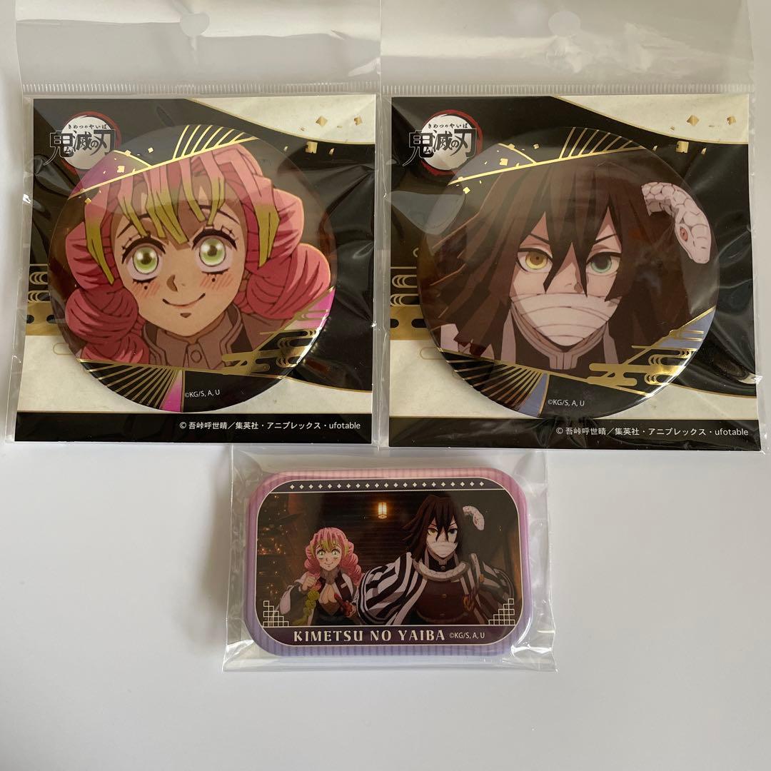 鬼滅の刃 甘露寺蜜璃 伊黒小芭内 箔押し缶バッジ スクエア缶バッジ