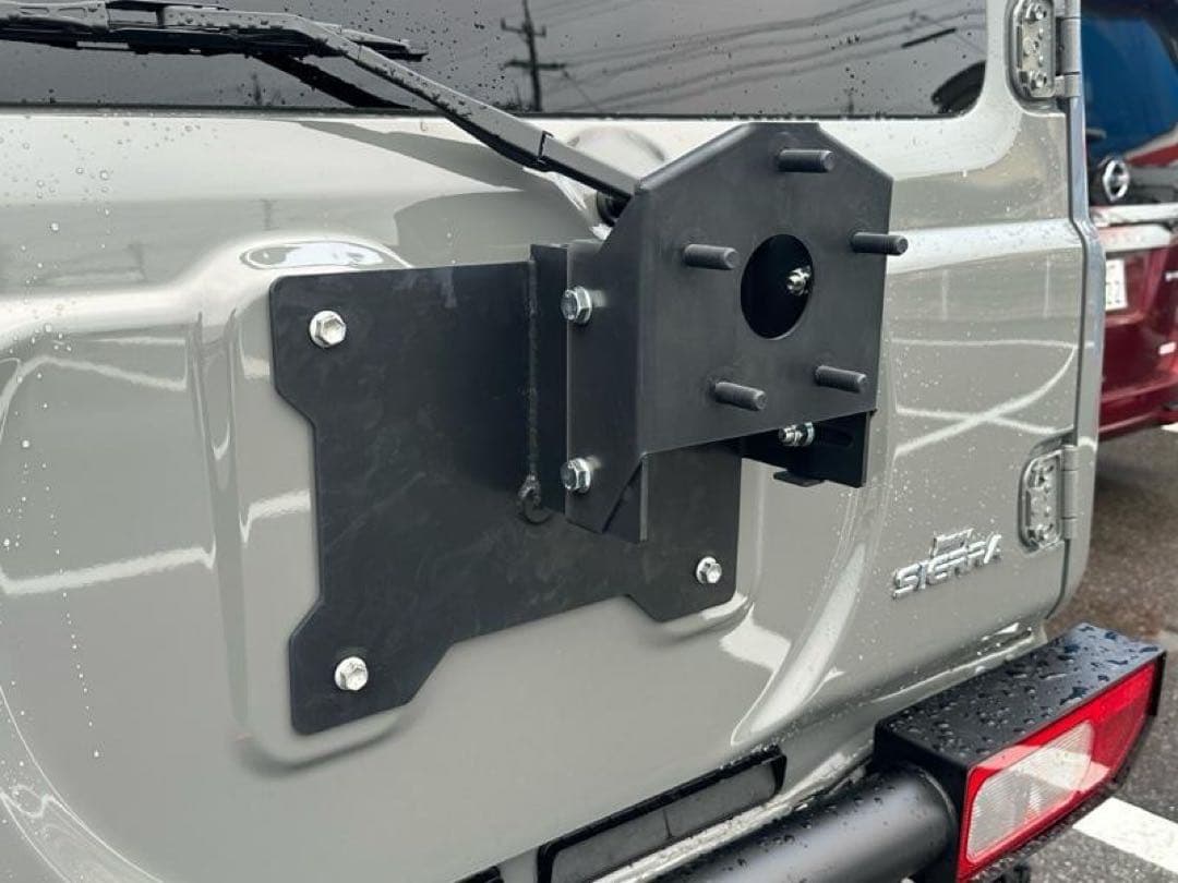 JB64/JB74 スペアタイヤ移動ブラケット 斜め上げ K-PRODUCTS製 k products スペアタイヤ移動ブラケット 斜め上げ のパーツレビュー