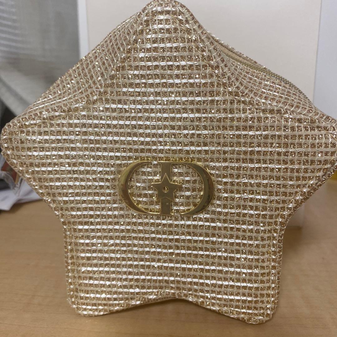 DIORクリスマスコフレ星ポーチ2025年 数量限定商品【新品未使用