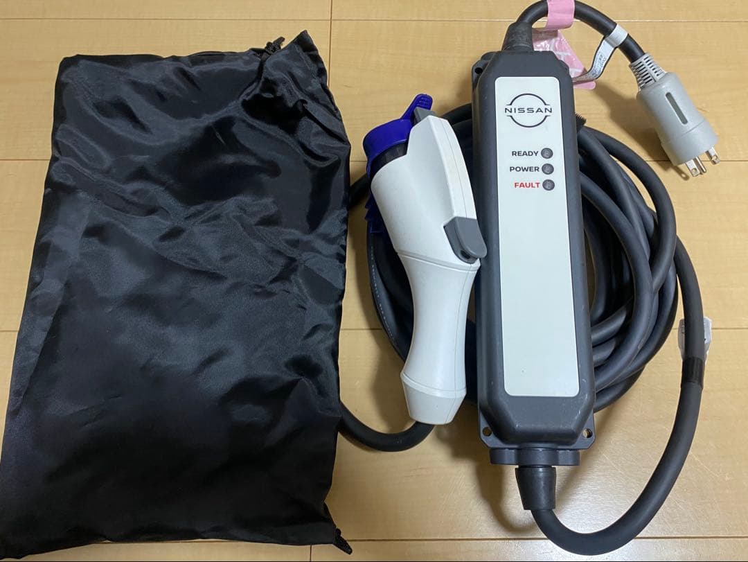 【最新型番】【最新ロゴタイプ】日産リーフ純正充電ケーブル6WX0A （11）