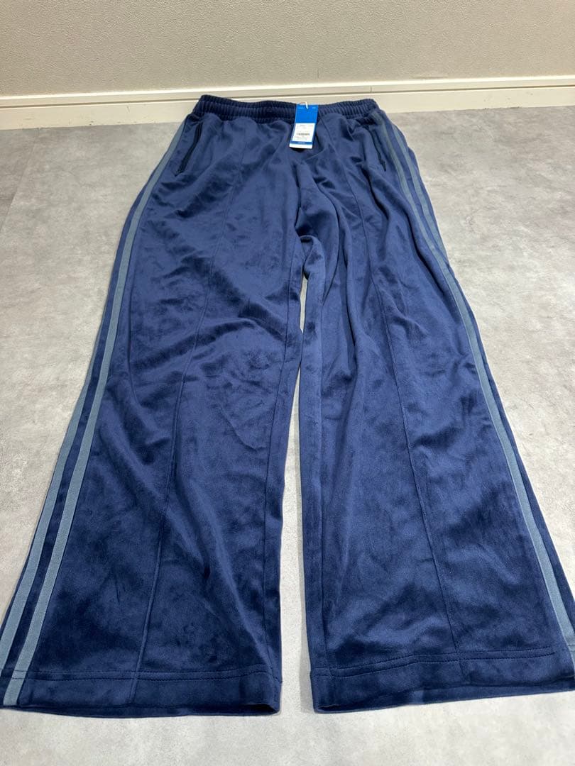 adidas ベロアトラックセットアップ　インディゴ adidas Originals アディダス ベロア ジャージ ファイヤーバード 上下