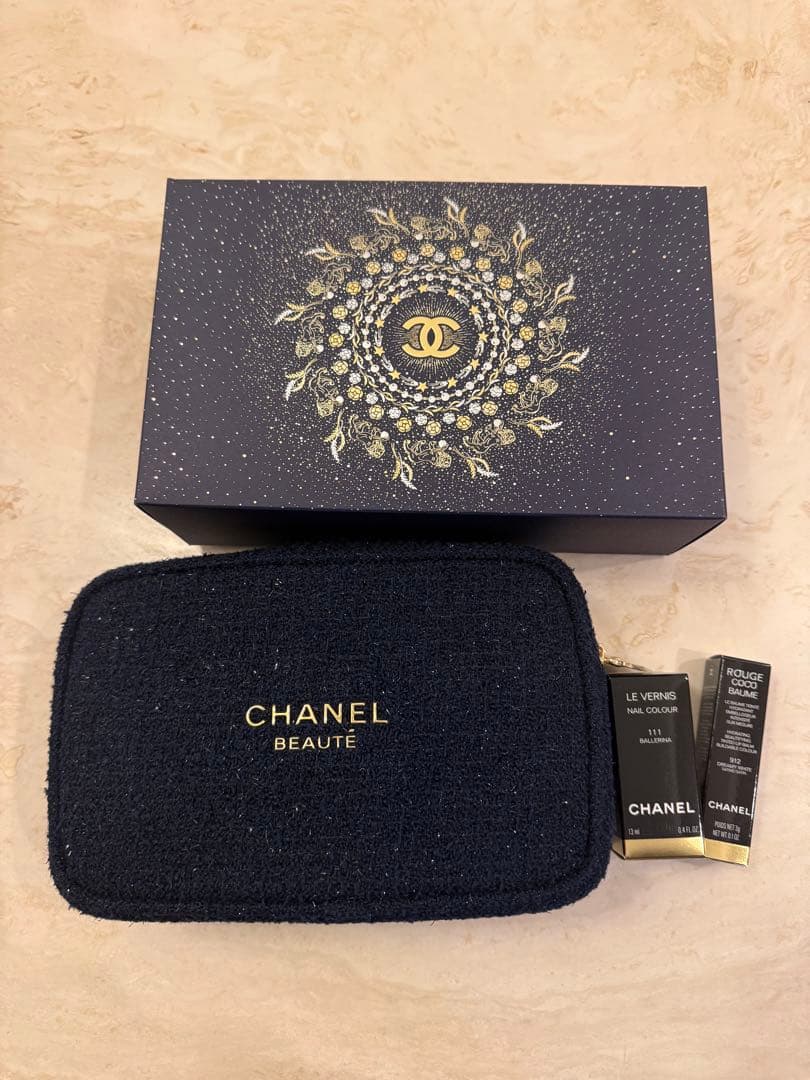 CHANELクリスマスコフレ2025 リップ アンド ネイル ケアセット