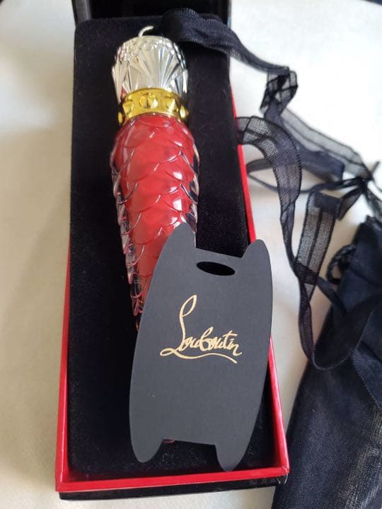 ルビラック ルージュ ルブタン 001l