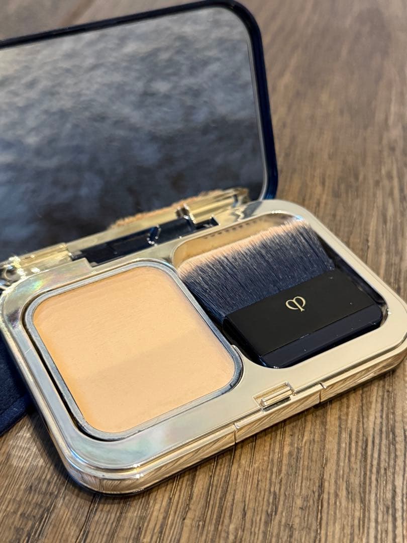 クレ・ド・ポーボーテ ✴︎タンプードルエクラン II オークル 10