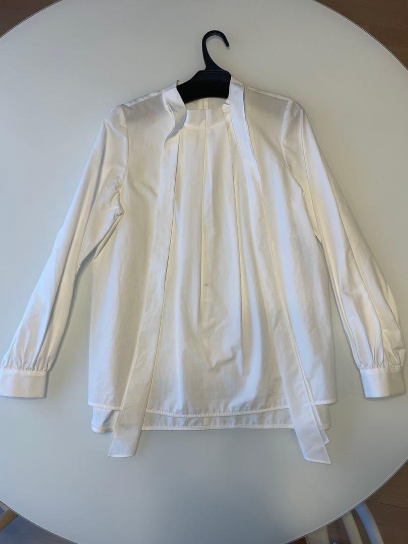 ANAYI ホワイトプリーツシャツ 長袖
