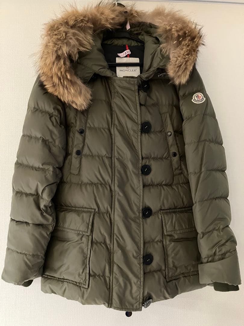 【美品】MONCLER オリーブ ダウンジャケット フード付き
