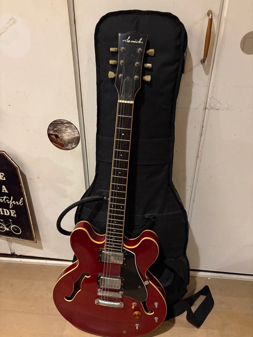 アコースティックギター セミホロウボディ レッド