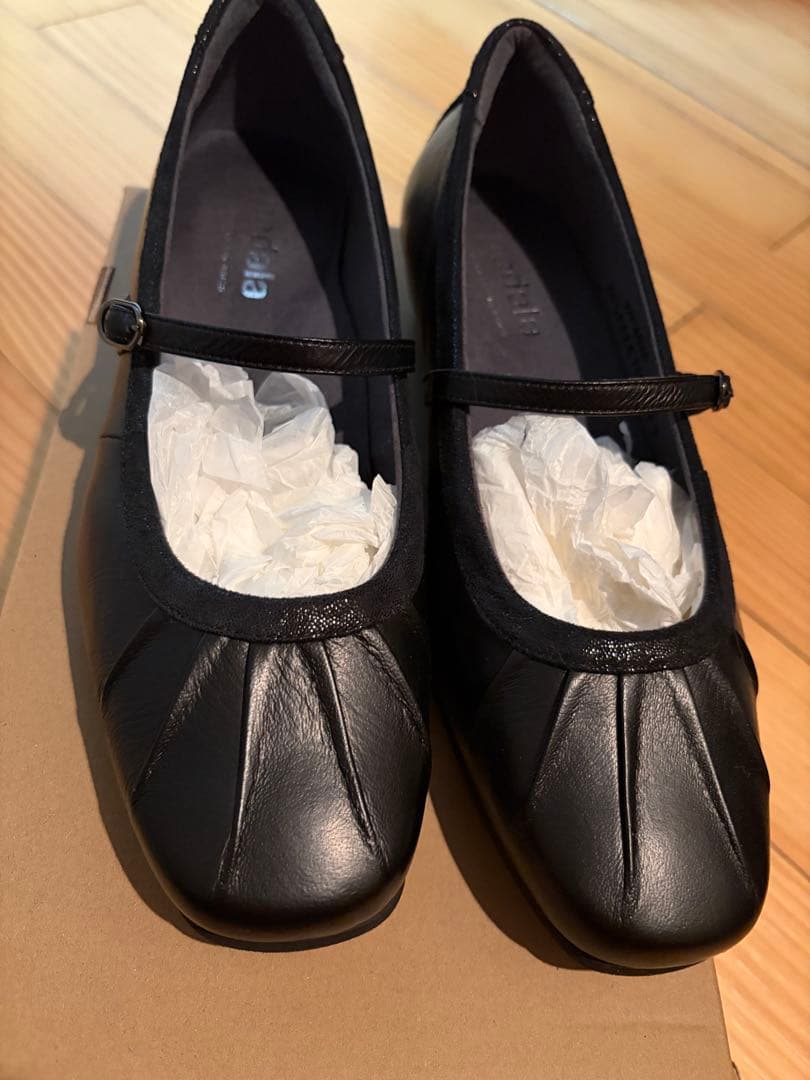 ASICS Pedala ストラップパンプス 黒23.5cm 4E - メルカリ