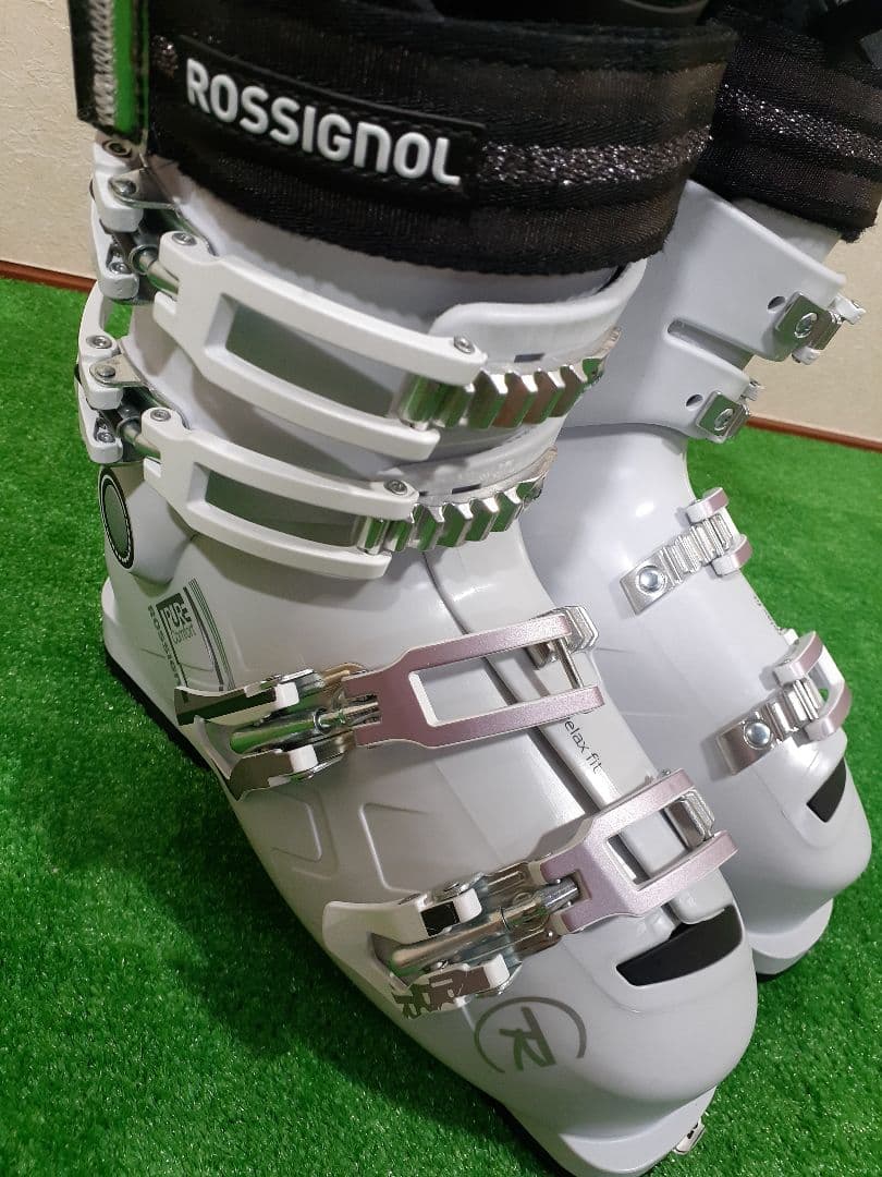 スキーブーツ美品ROSSIGNOL PURE Comfort60 23.0cm