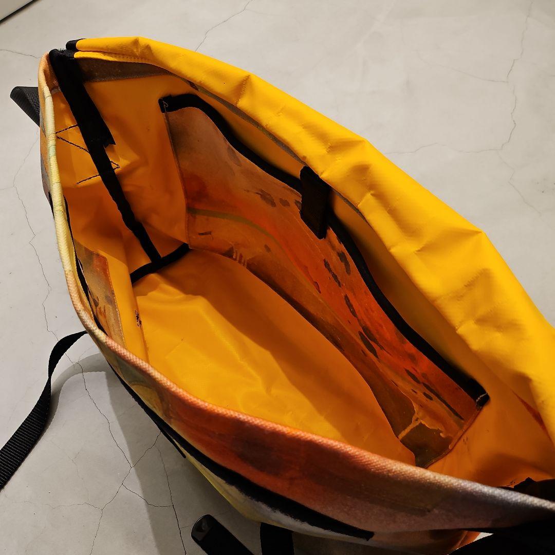 Supreme メッセンジャーバッグ ramelzee De Martini - メルカリ