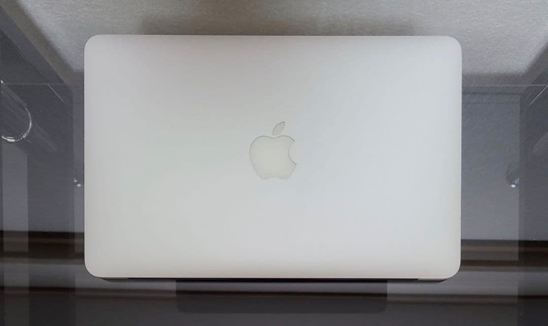 MacBook本体 Apple MacBook Air 11-inch 2015