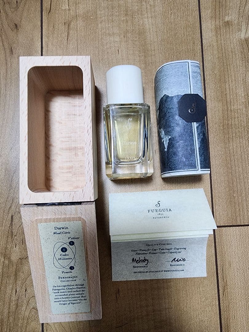 【FUEGUIA】【木箱付き】フエギア Darwin香水 30ml