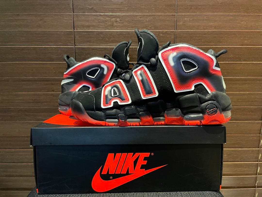 ✨NIKE AIR MORE UPTEMPO レーザークリムゾン 26.5cm✨