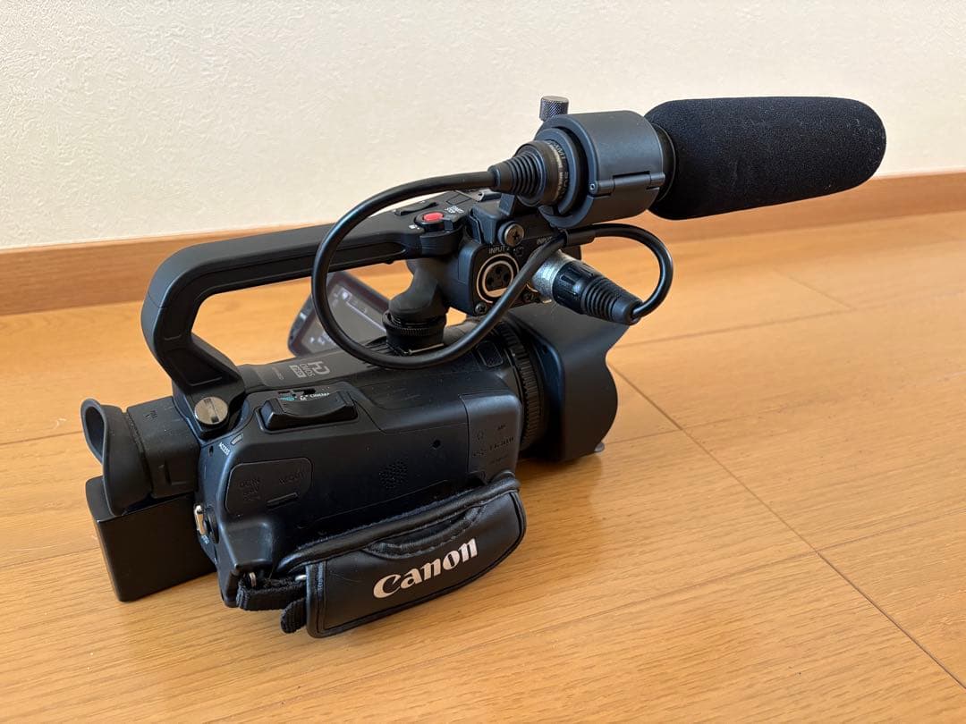 Canon XA35 業務用ビデオカメラ フルセット - メルカリ