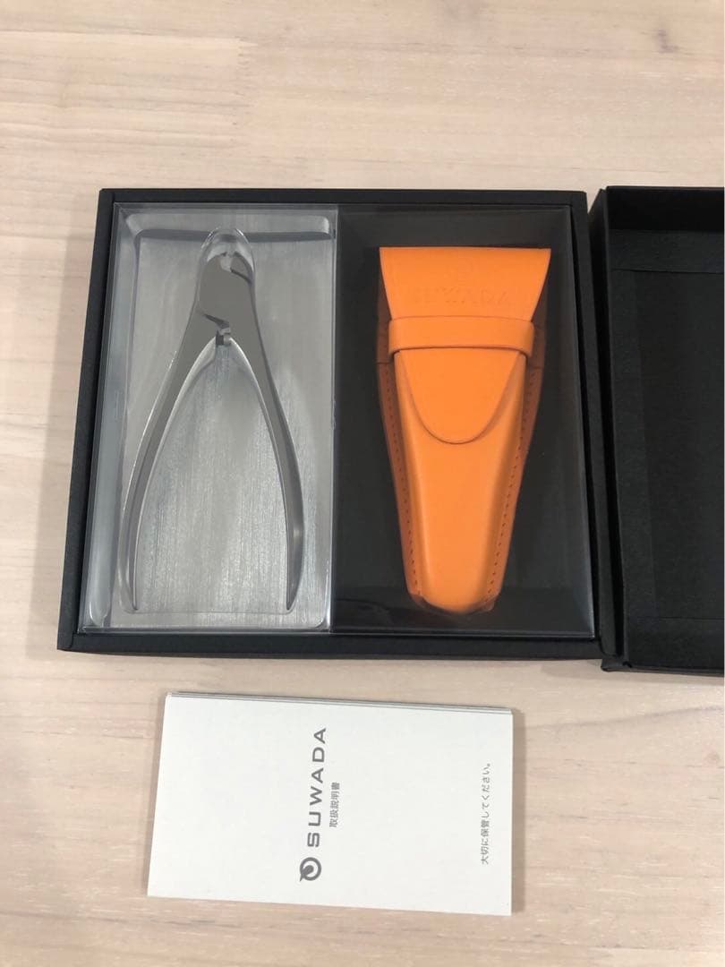 スワダ　爪切り　牛革カバー付き　ギフトBOX入り　新品