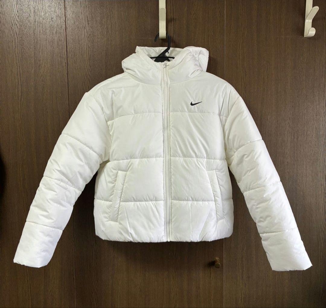 NIKE ナイキ M ダウンジャケット ホワイト レディース ショート丈