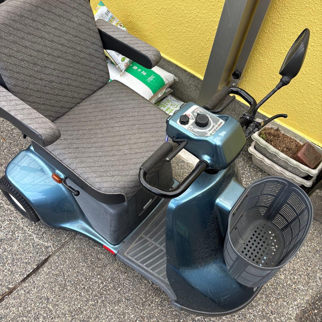 スズキセニアカーET3 セニアカー　徳島県内なら送料相談　SUZUKI