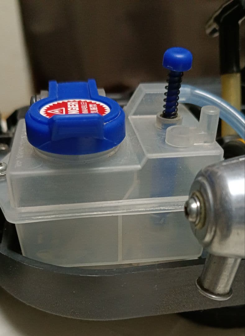 1/10 エンジンRCカー インプレッサ / 簡易清掃 / おまけ付き - メルカリ