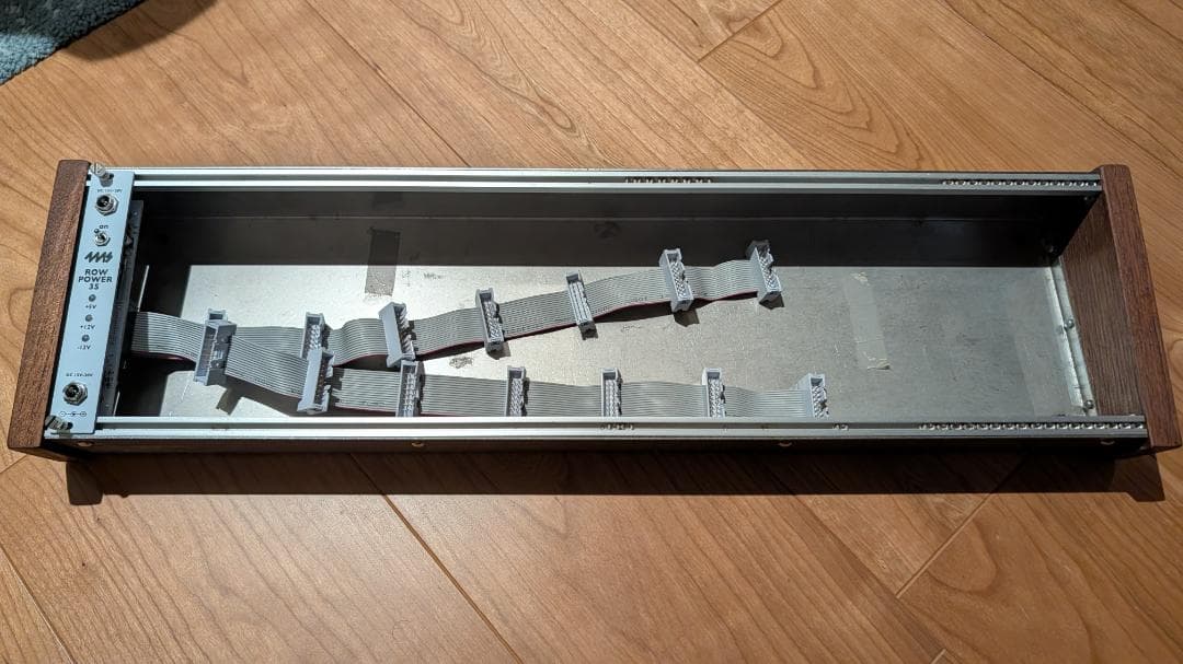 Hikari Instruments モジュラーシンセケース 電源つき