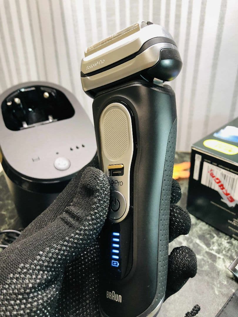 【美品】BRAUN シリーズ9 Pro 9450cc -Vメンズ電気シェーバー