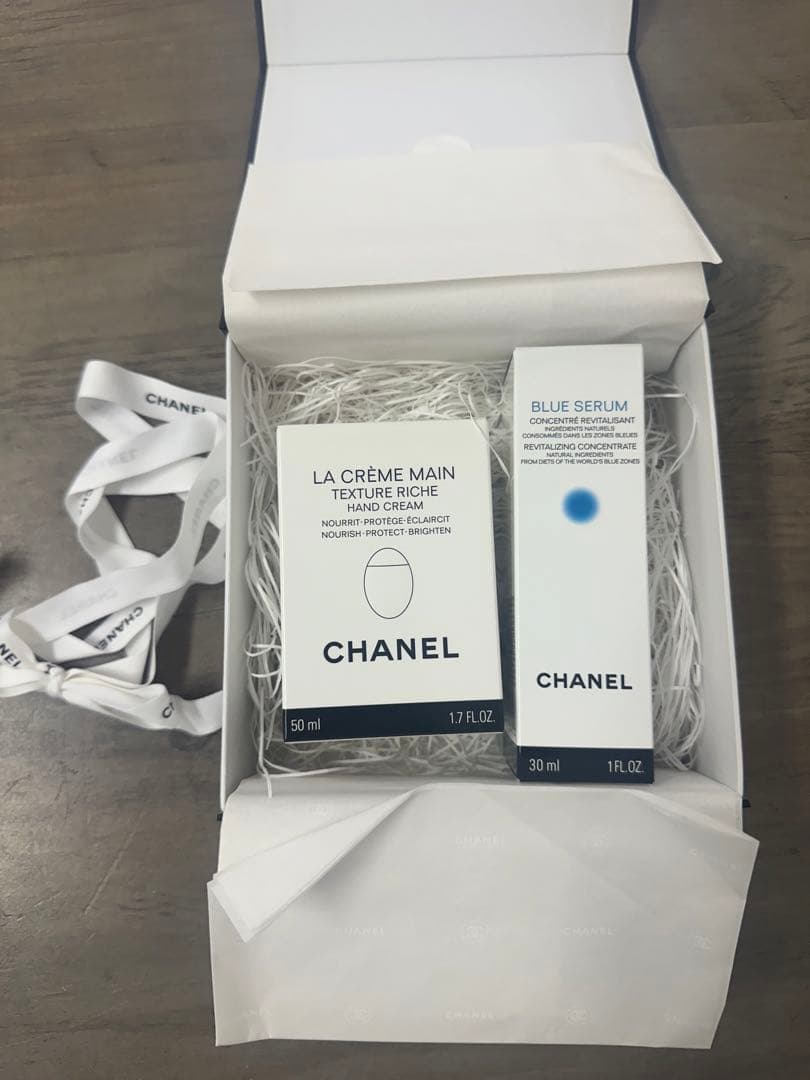 新品未使用！CHANEL 美容液　ハンドクリーム
