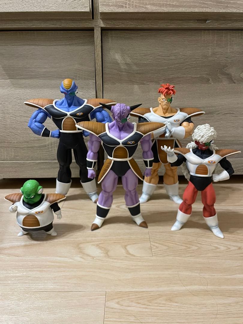 ドラゴンボール ギニュー特戦隊　セット　タオル付き