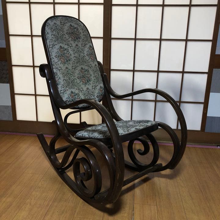 [アンティーク] ロッキングチェア　MADE IN TAIWAN