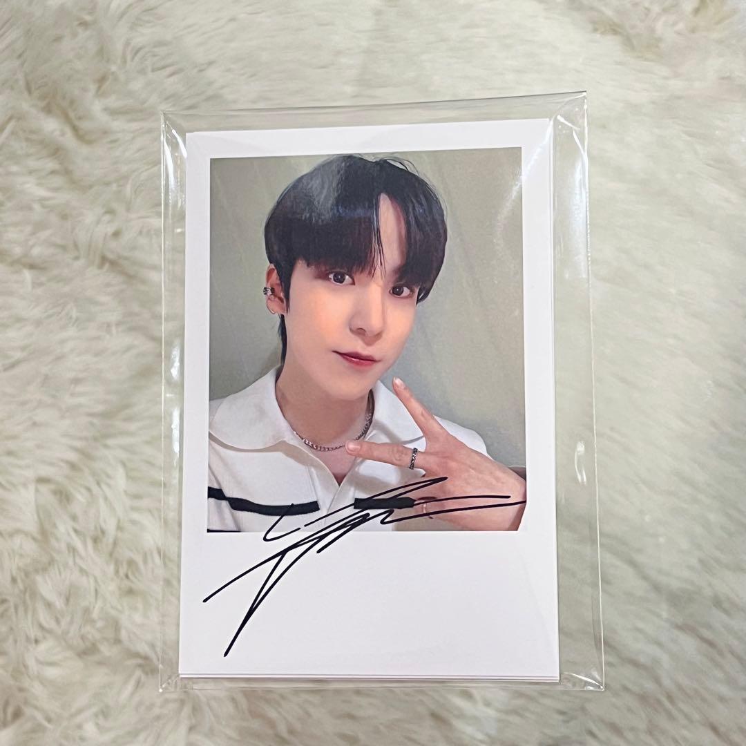 ATEEZ アチズKCON 2023 JAPAN サイン入りフォトカード 全員分 - メルカリ